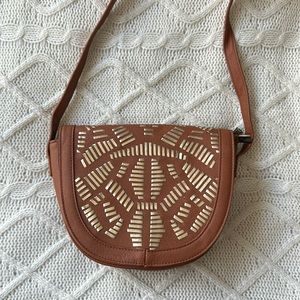Antik Kraft Crossbody Bag